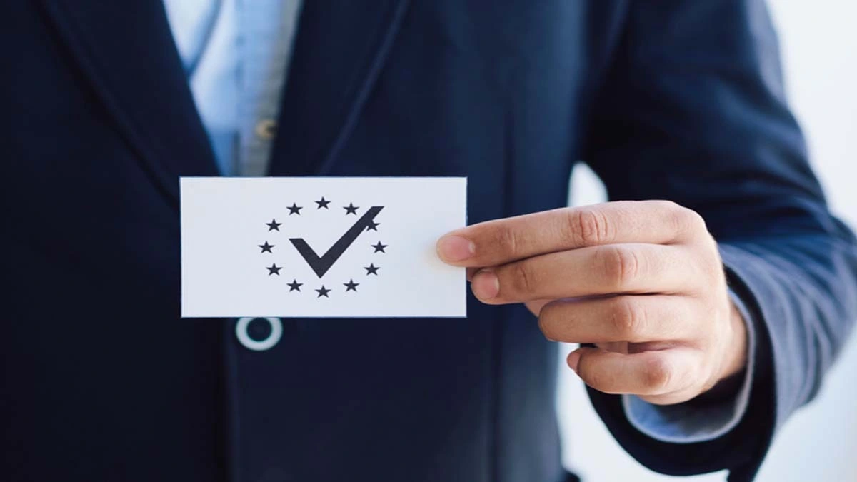 ارائه گارانتی برای متقاعدسازی مشتری