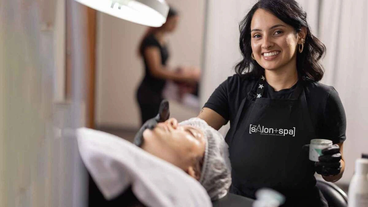 کمک به افزایش فروش خدمات جانبی